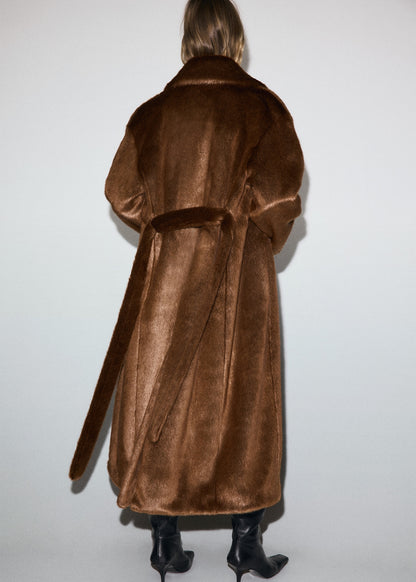 Fur-effect coat with belt
