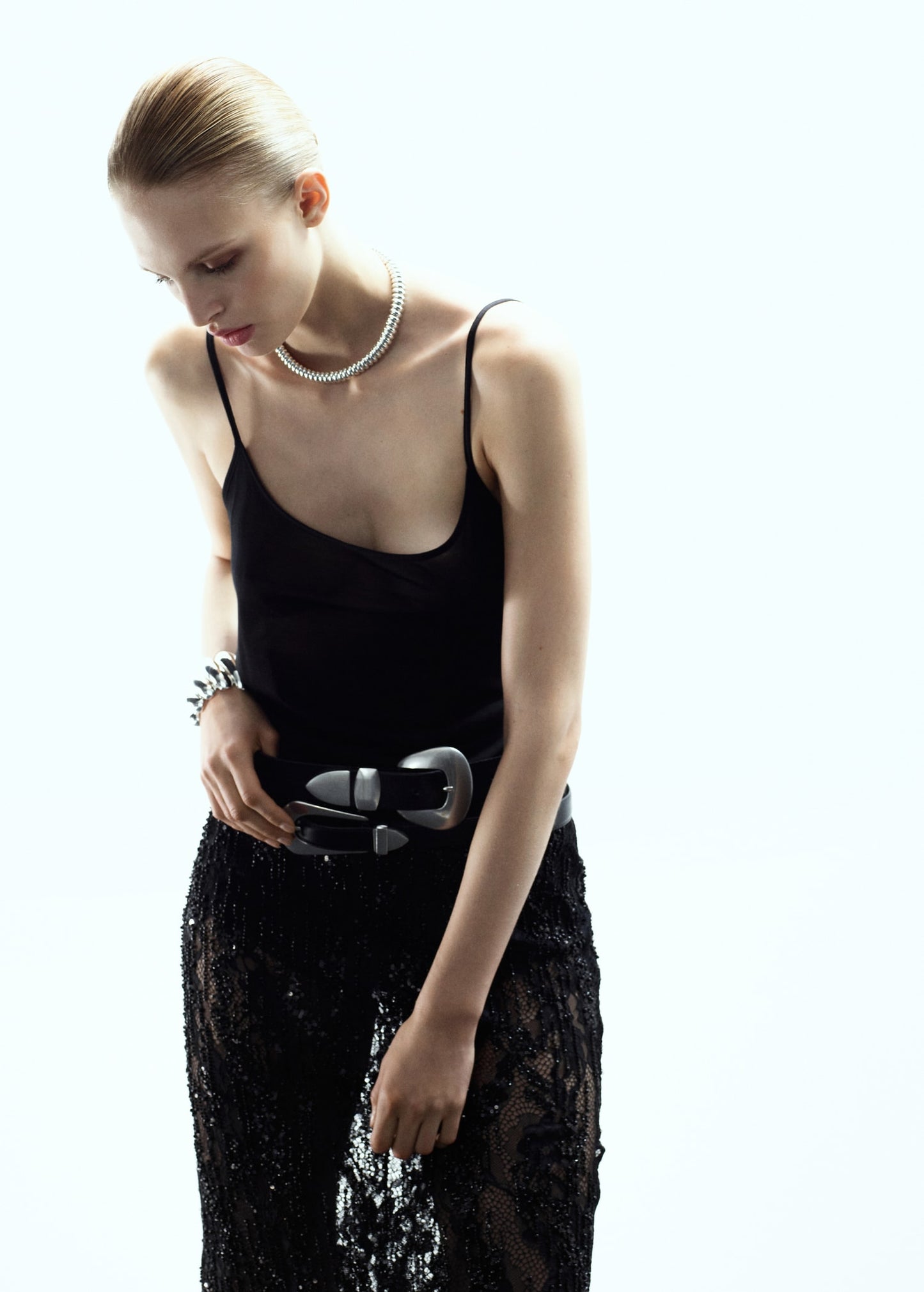 Knitted dress with cut-out