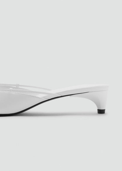 Kitten shoes with bow detail