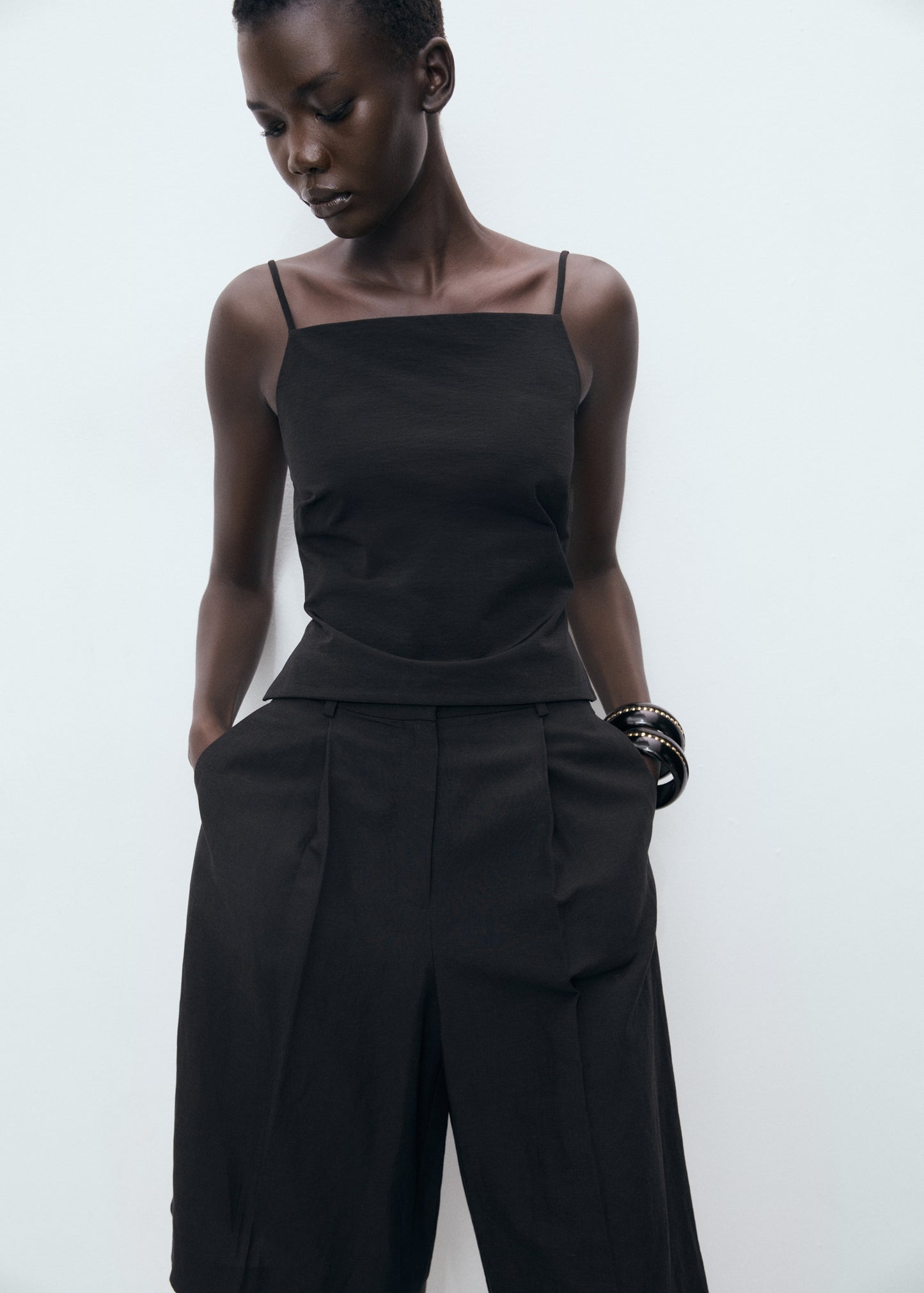 Open-back top