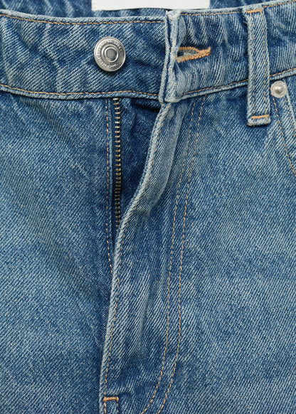 Mid-rise straight jeans