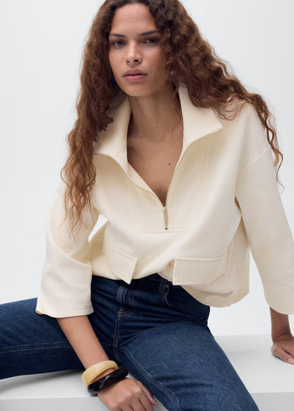 Three-quarter sleeve jacket with pockets