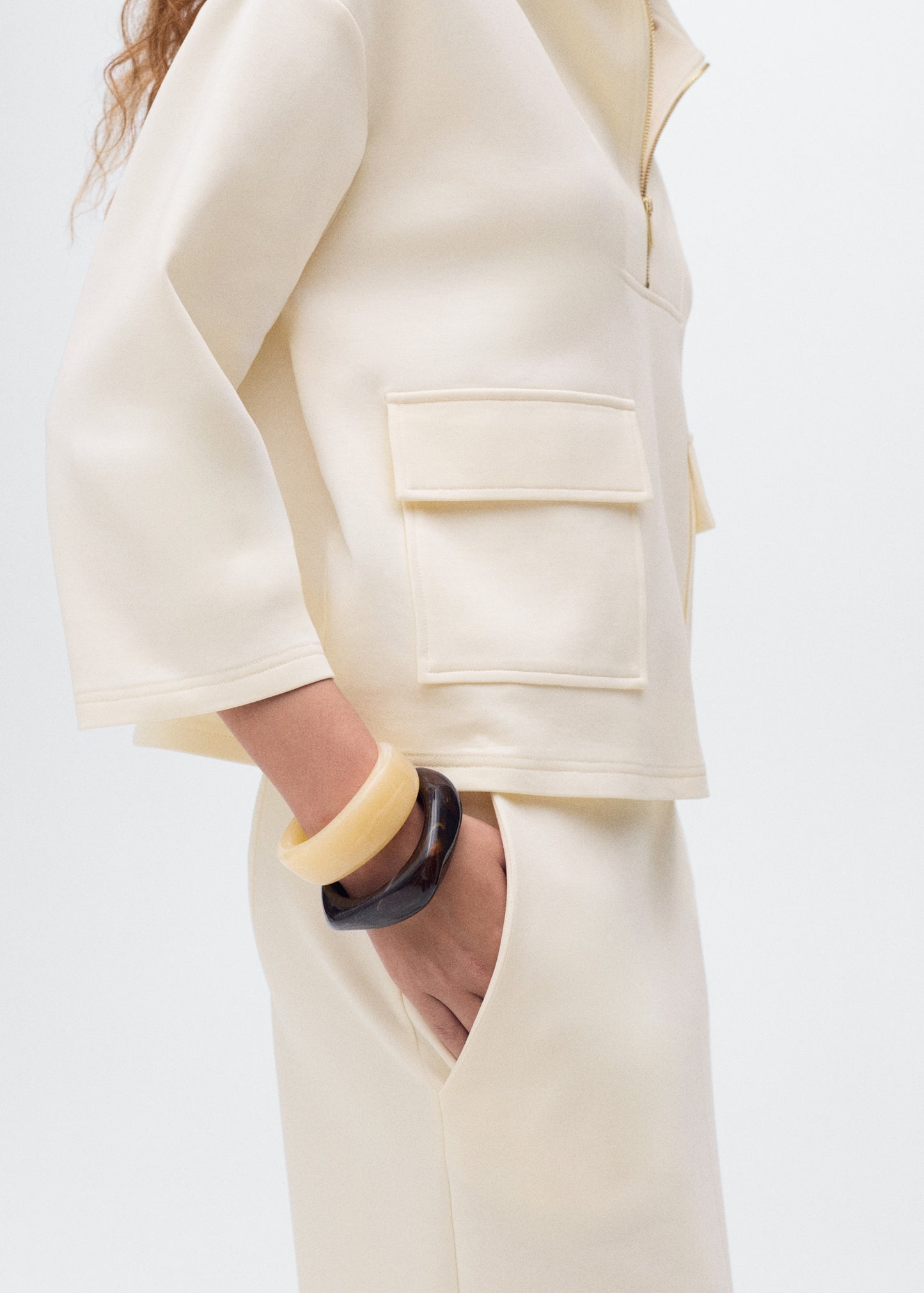 Three-quarter sleeve jacket with pockets
