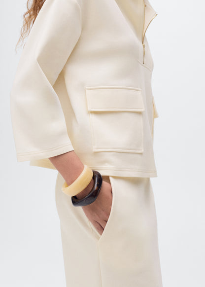 Three-quarter sleeve jacket with pockets