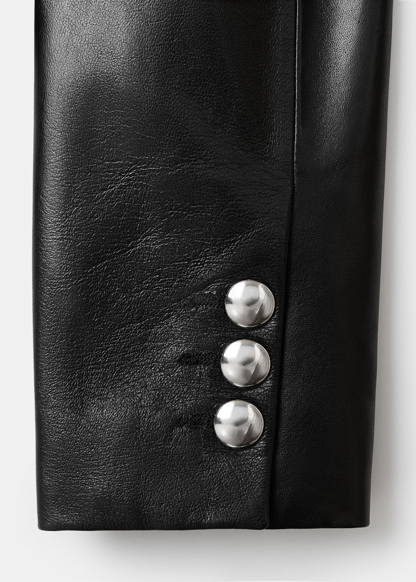 100% leather jacket with buttons