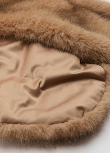 Fur-effect scarf