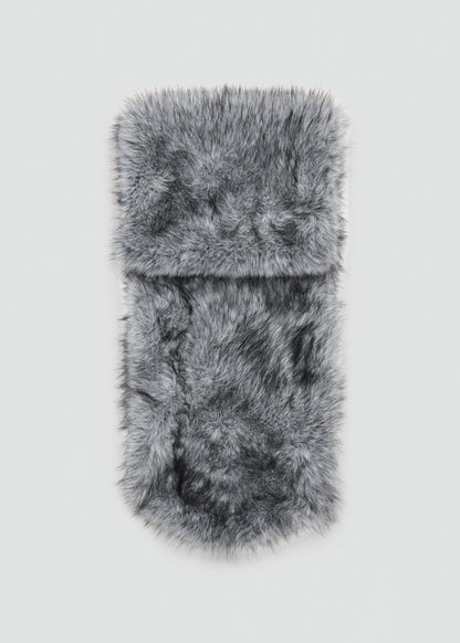 Fur-effect scarf