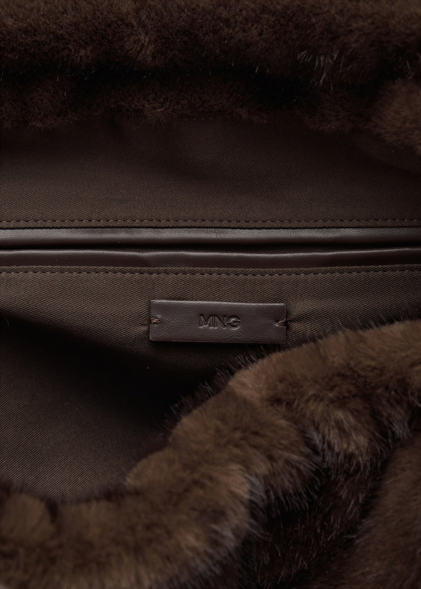 Fur-effect shoulder bag