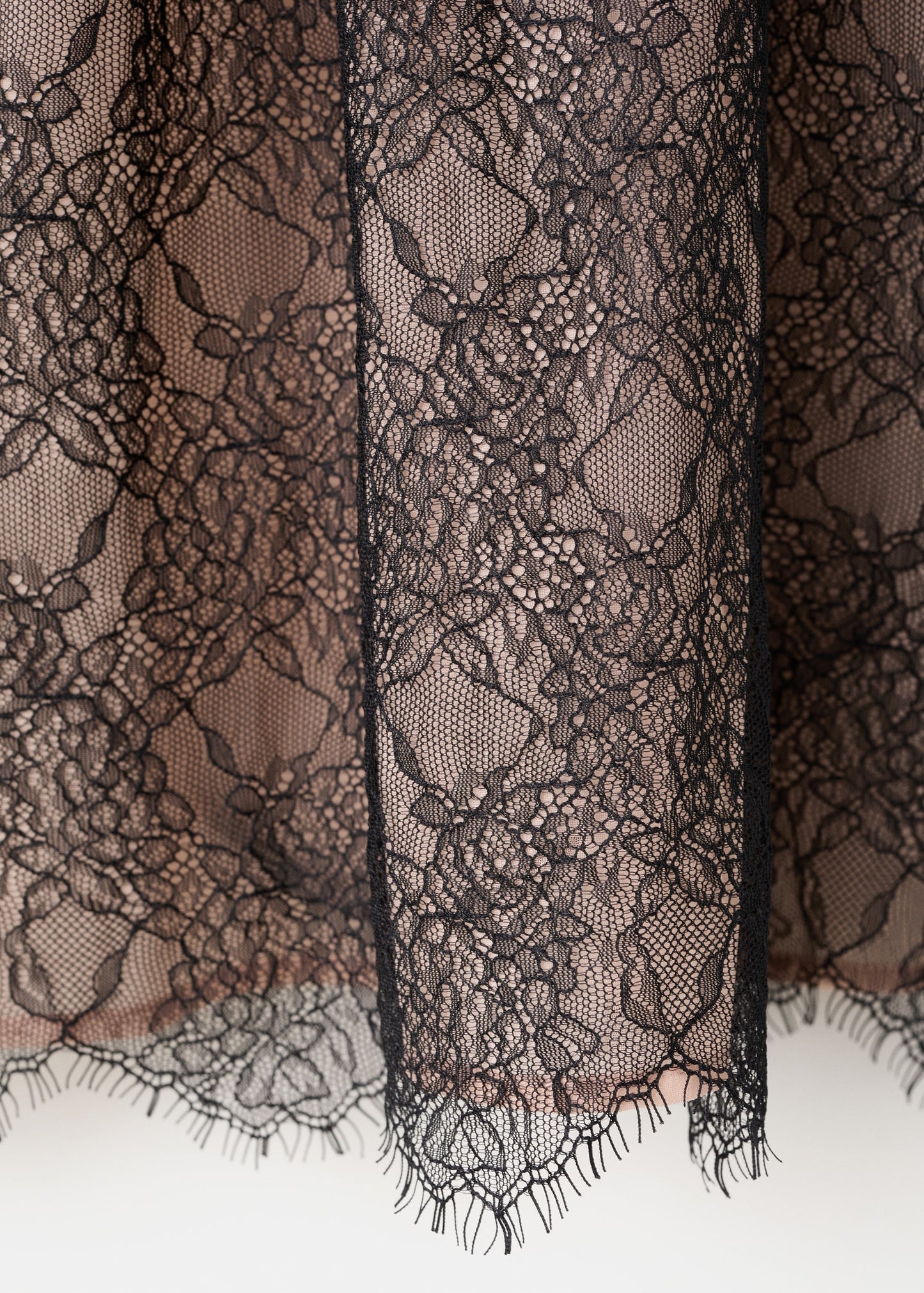 Lace top with ruff collar