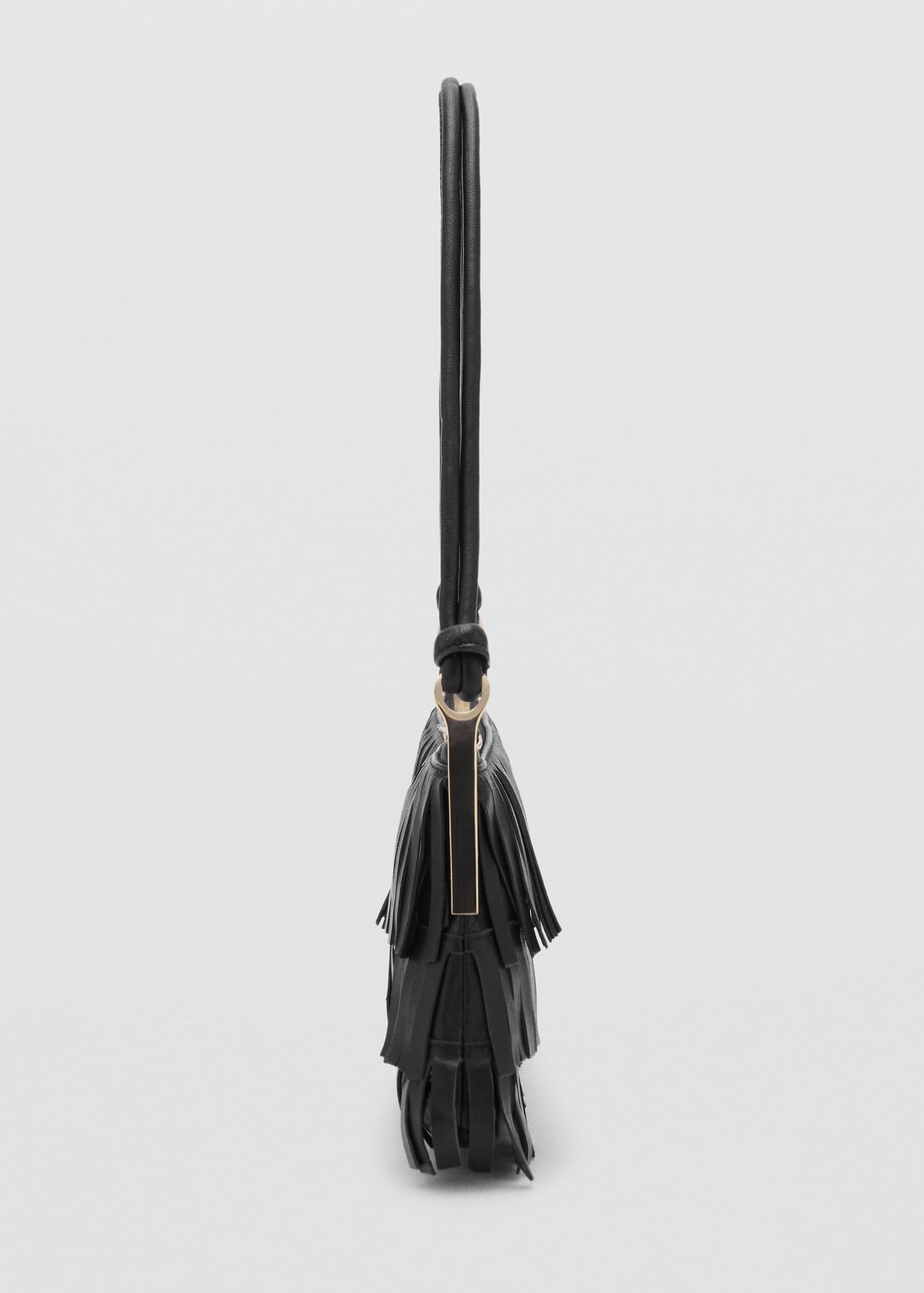Leather shoulder bag with fringes