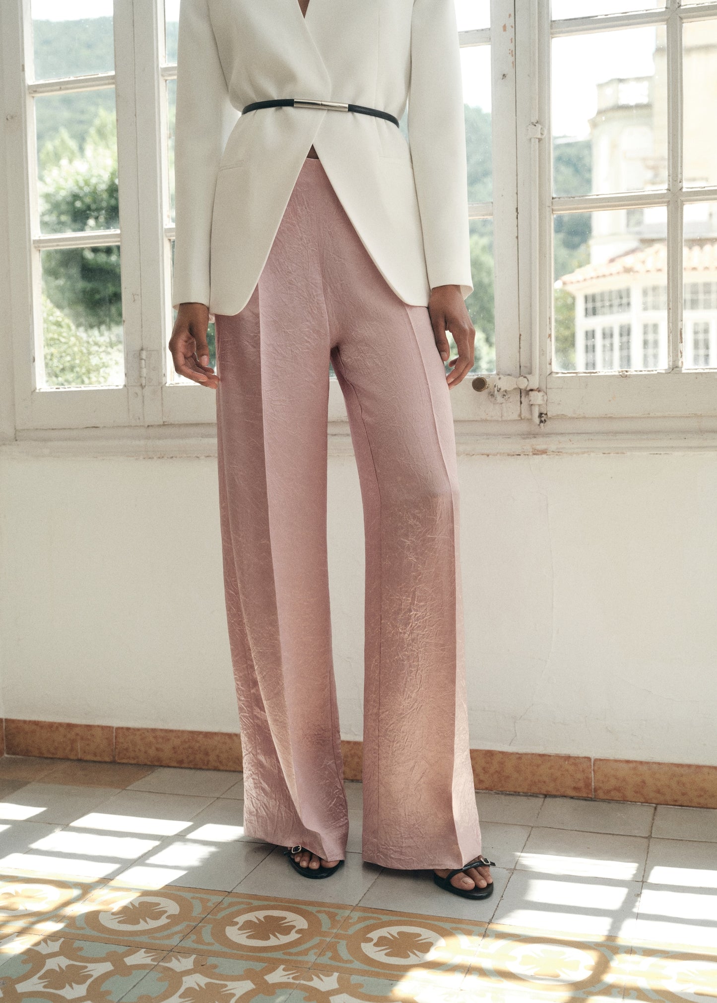 Satin trousers with a wrinkled effect