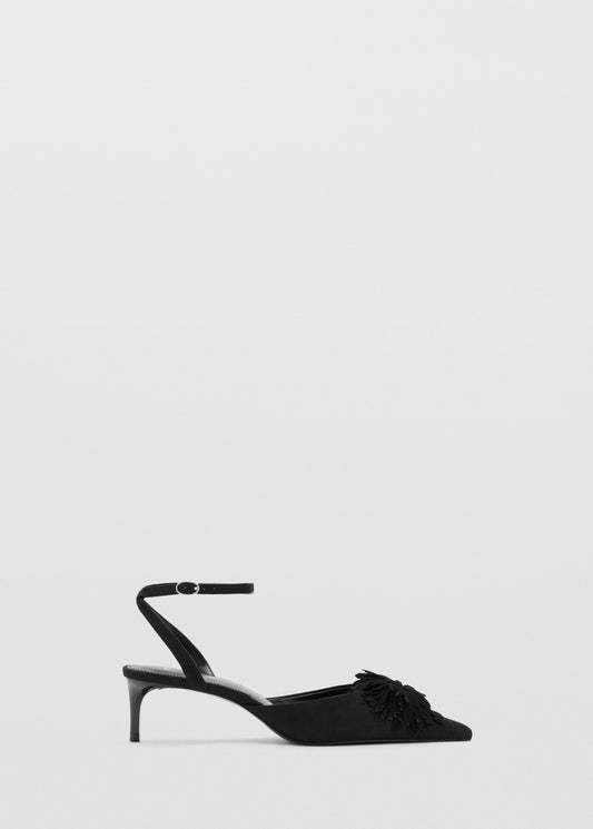 Kitten-heel pom-pom shoes