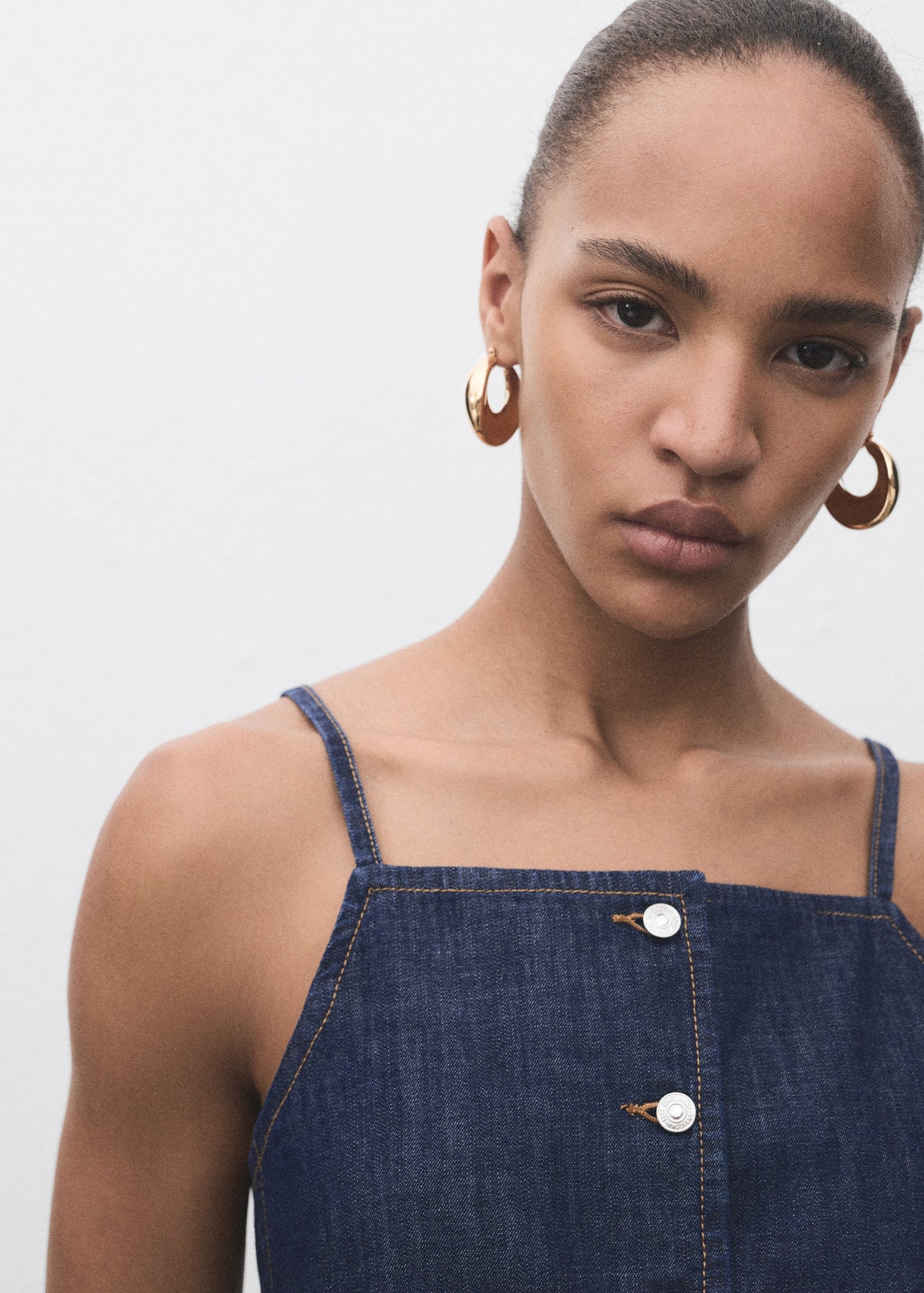 Buttoned denim top
