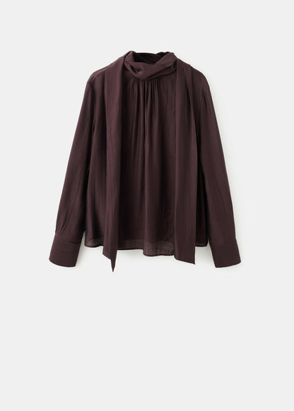 Textured blouse with foulard