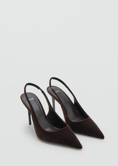 Velvet heeled shoes