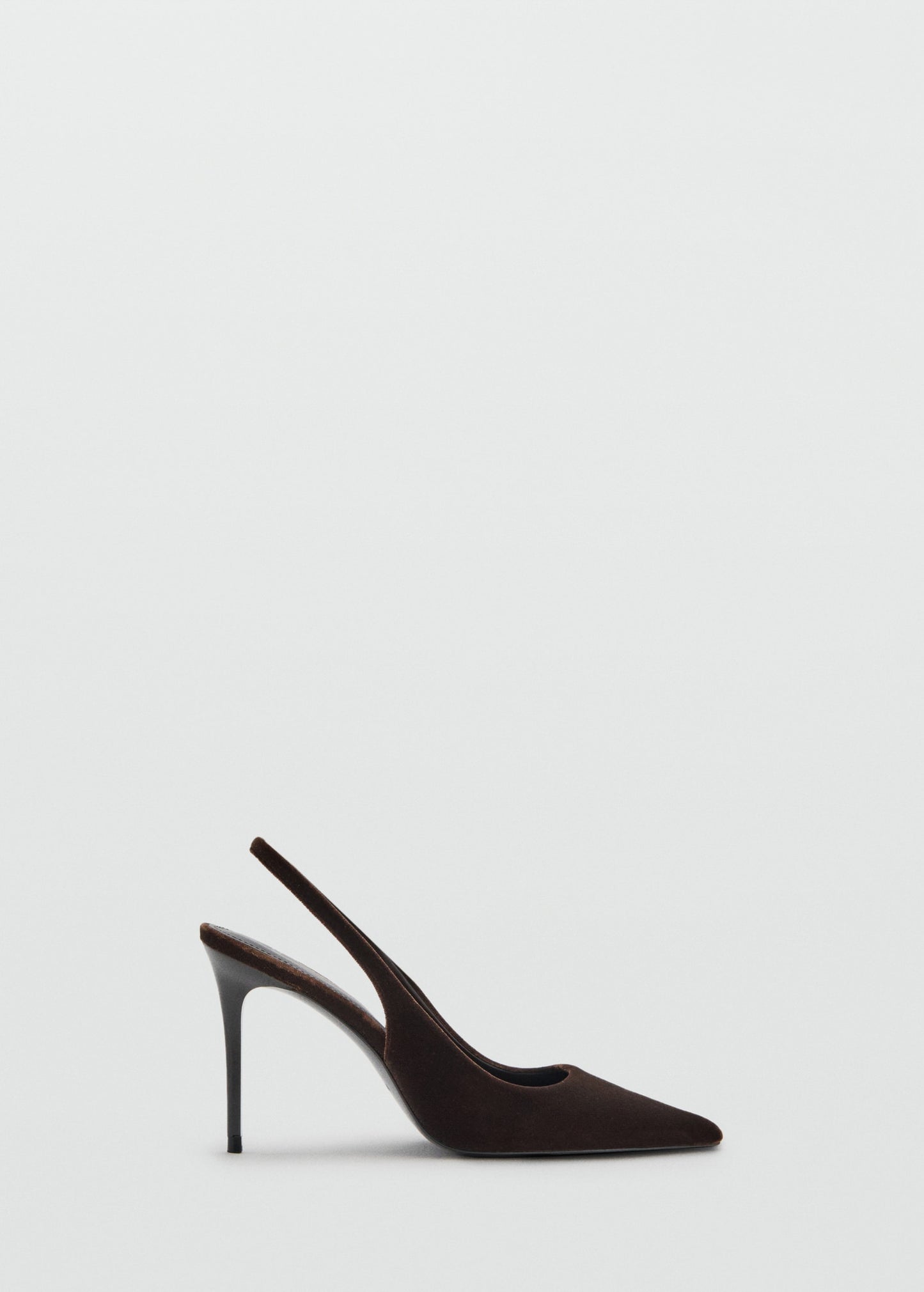Velvet heeled shoes