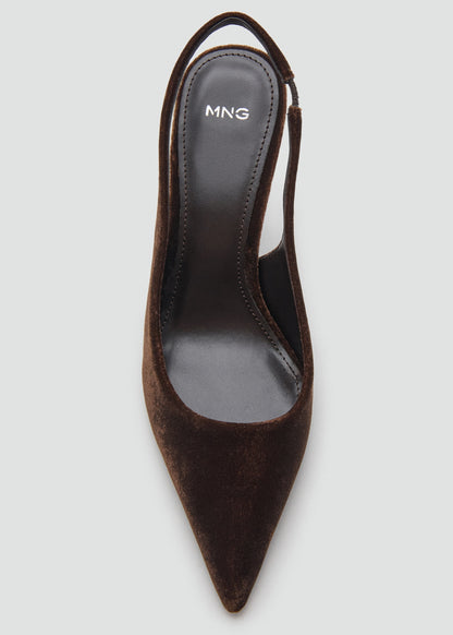 Velvet heeled shoes