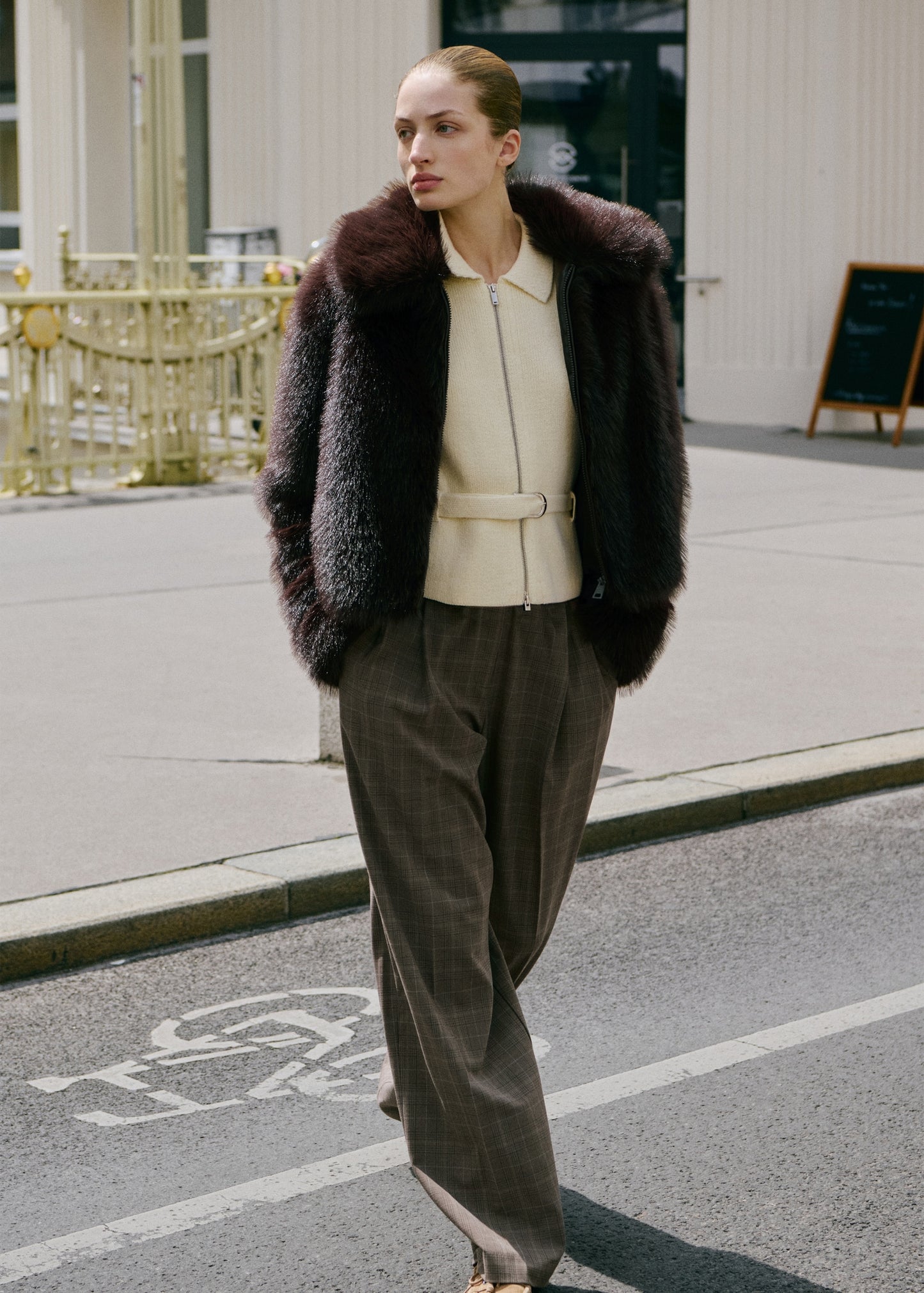 Fur jacket with lapels