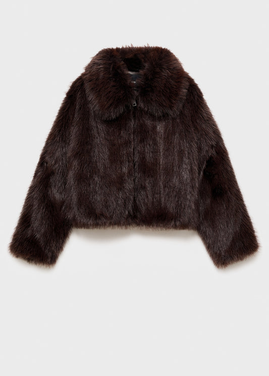 Fur jacket with lapels