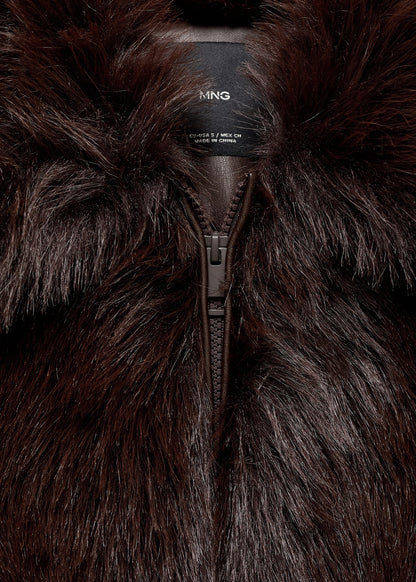 Fur jacket with lapels