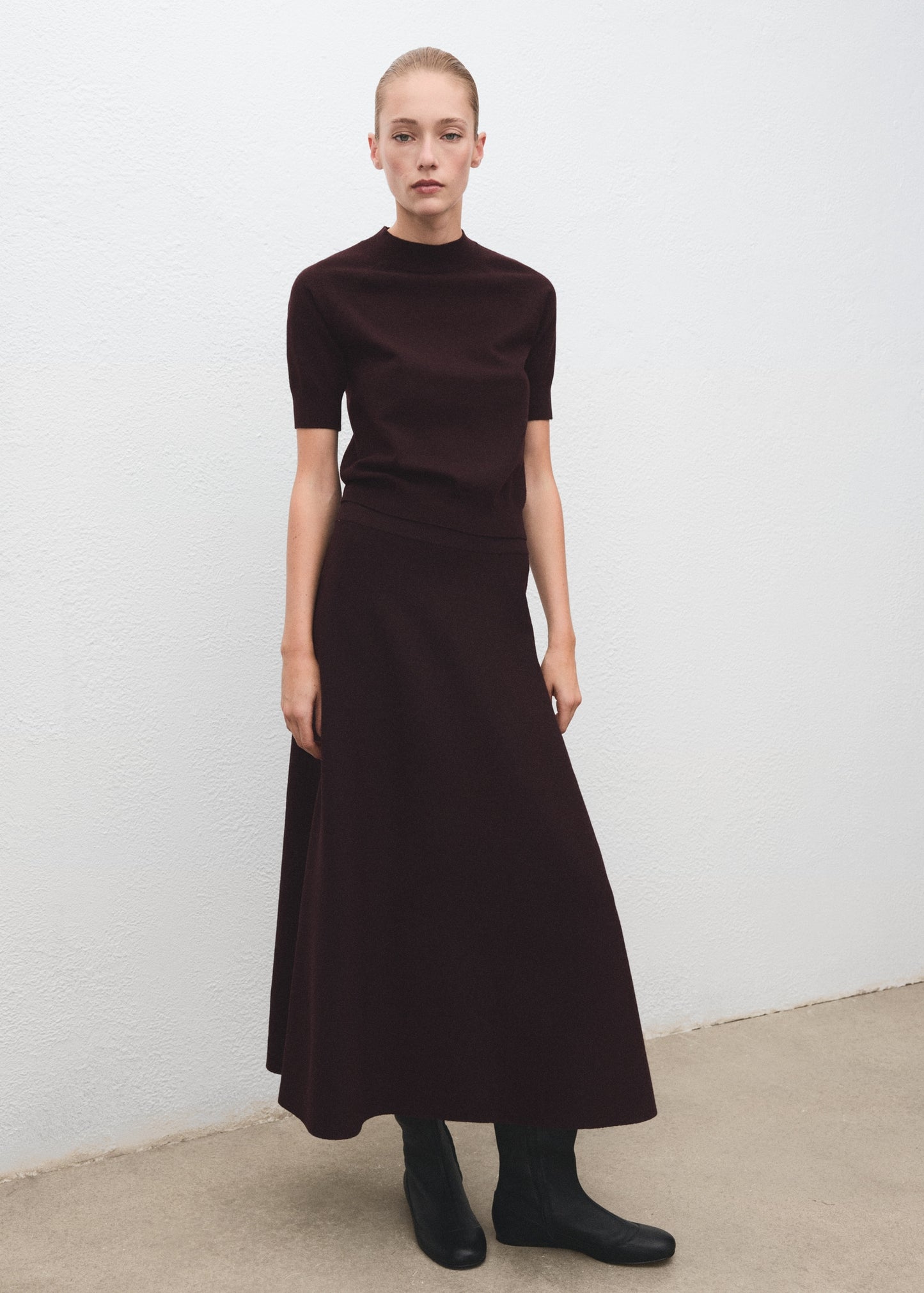 Wool-blend knitted skirt