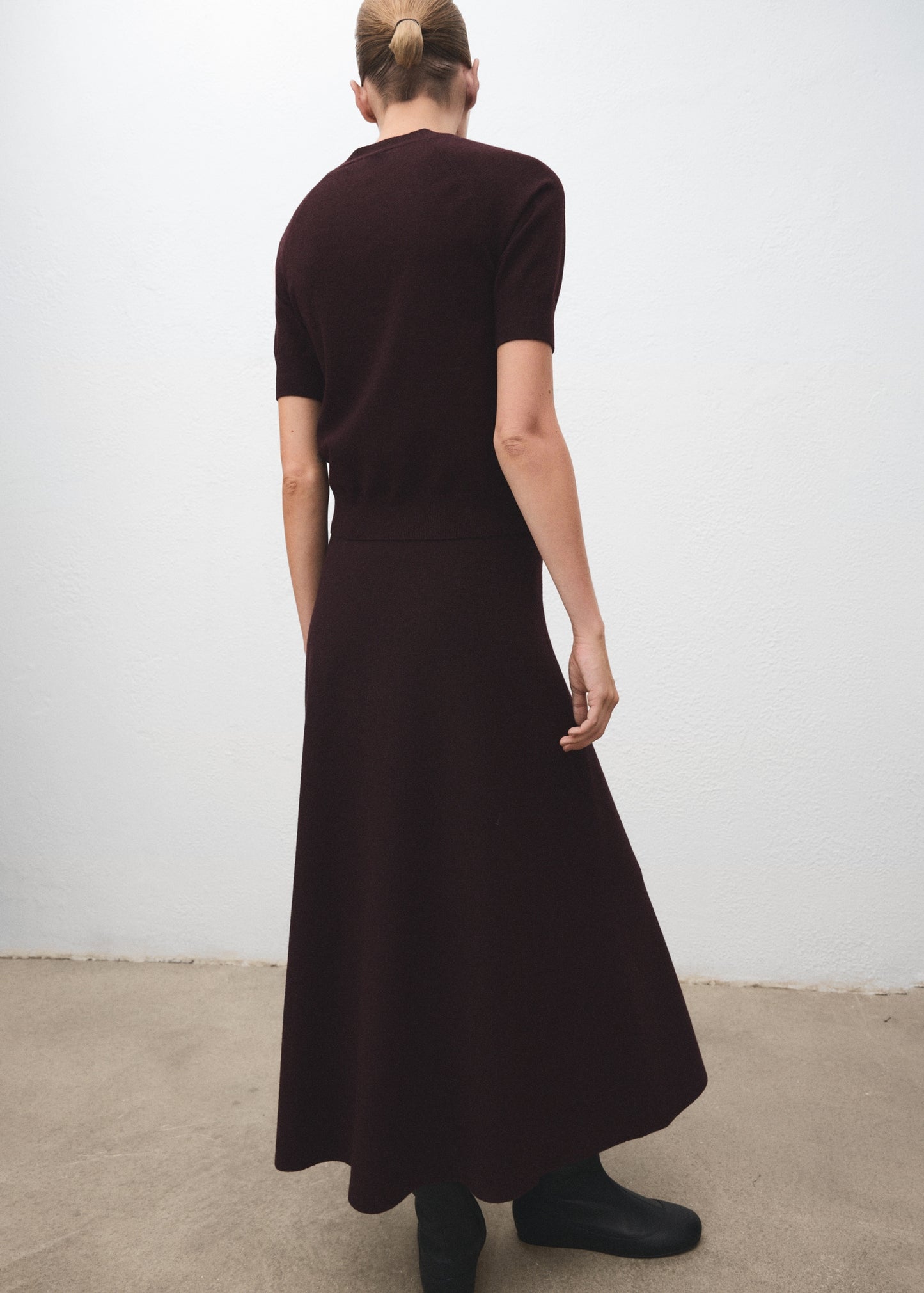 Wool-blend knitted skirt