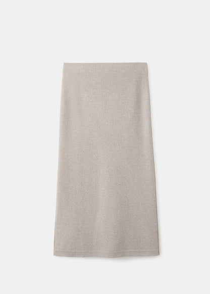 Long skirt with elastic waist
