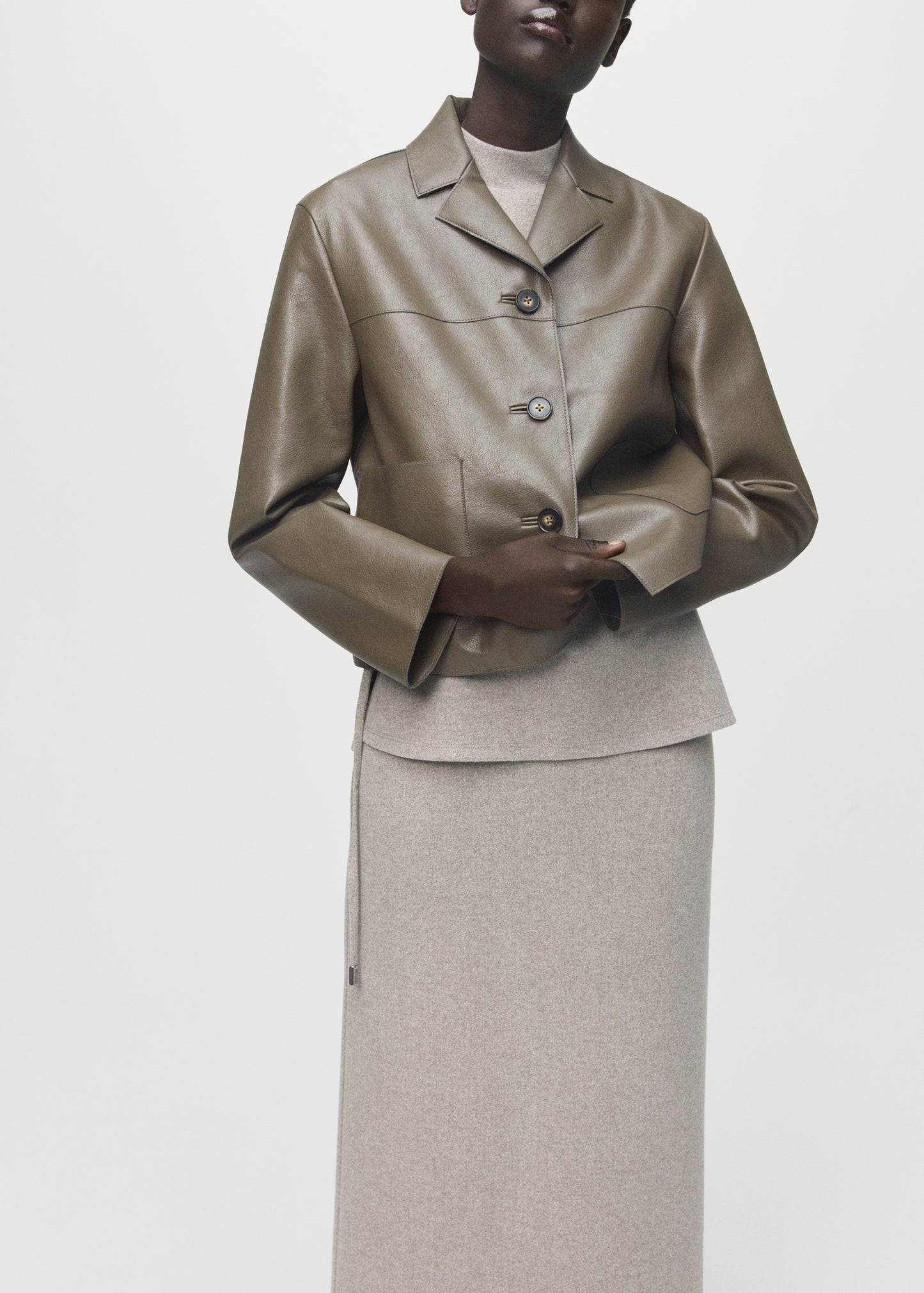 Long skirt with elastic waist