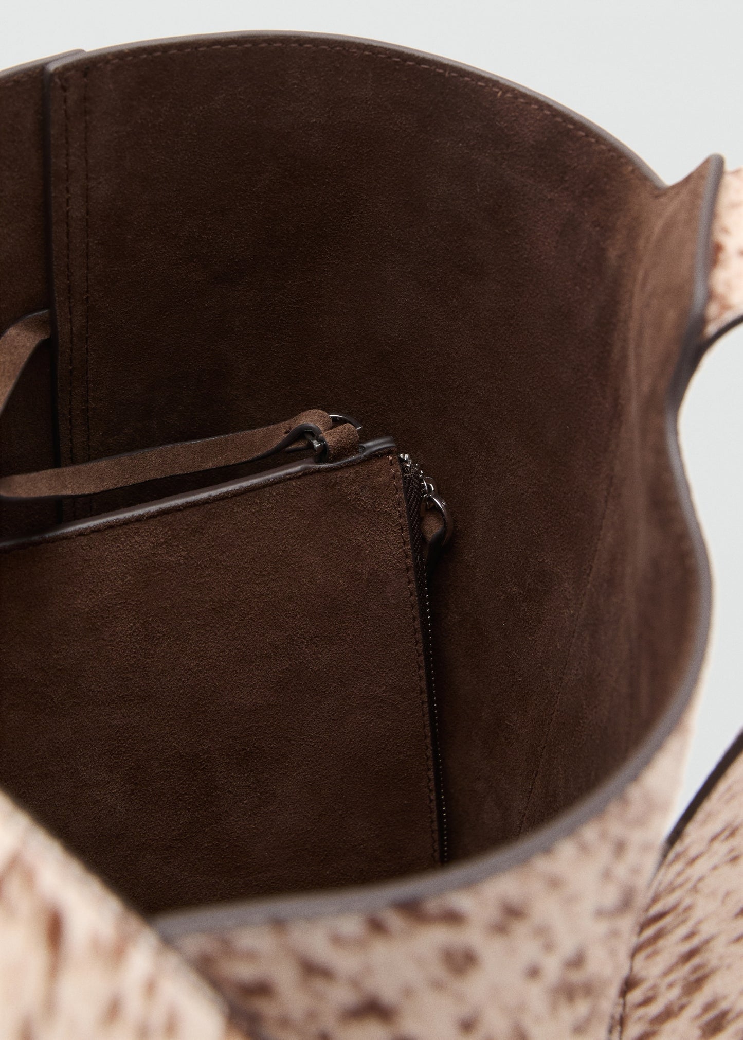 Leather and fur bucket bag