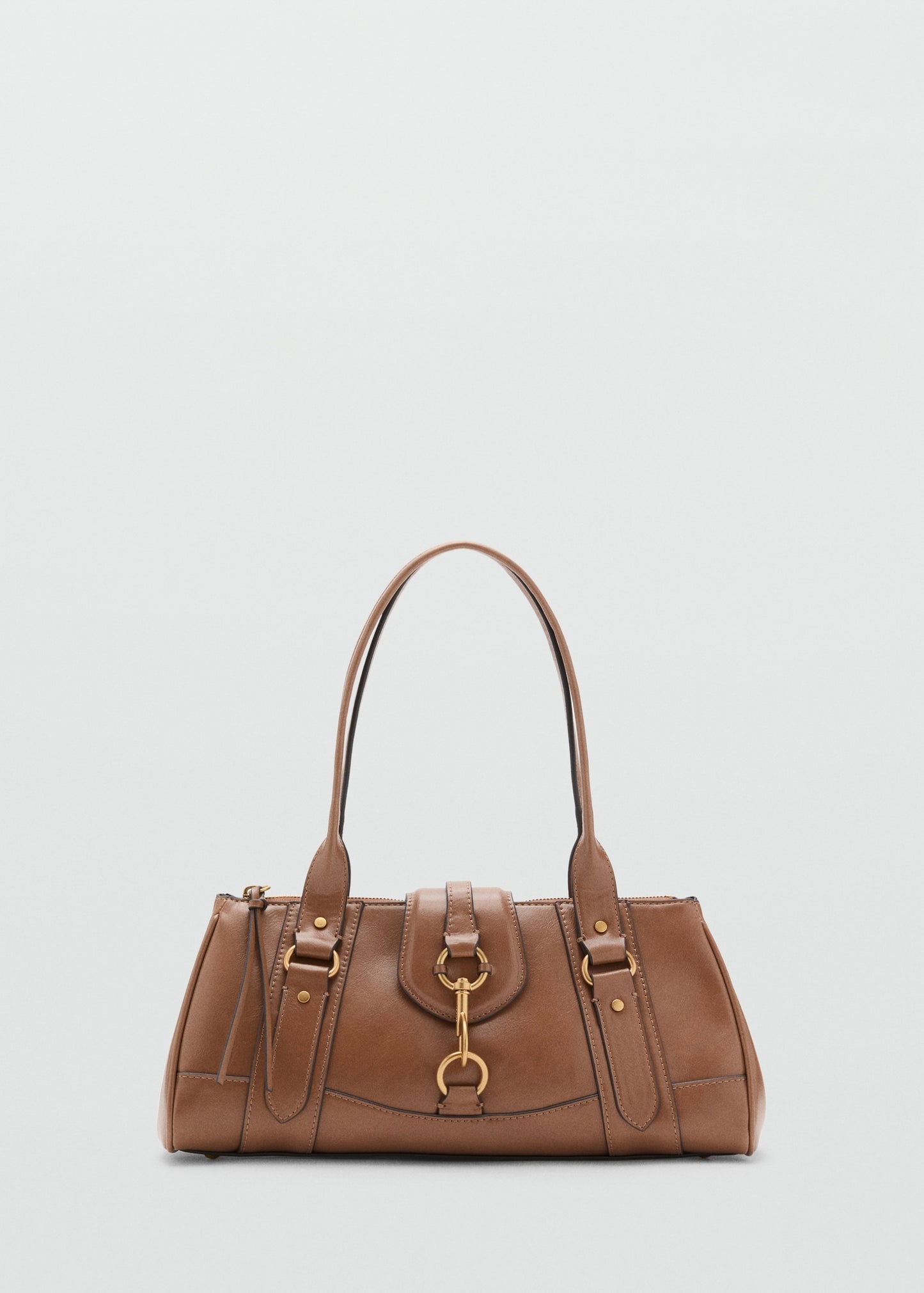 Medium shoulder bag with snap fastener