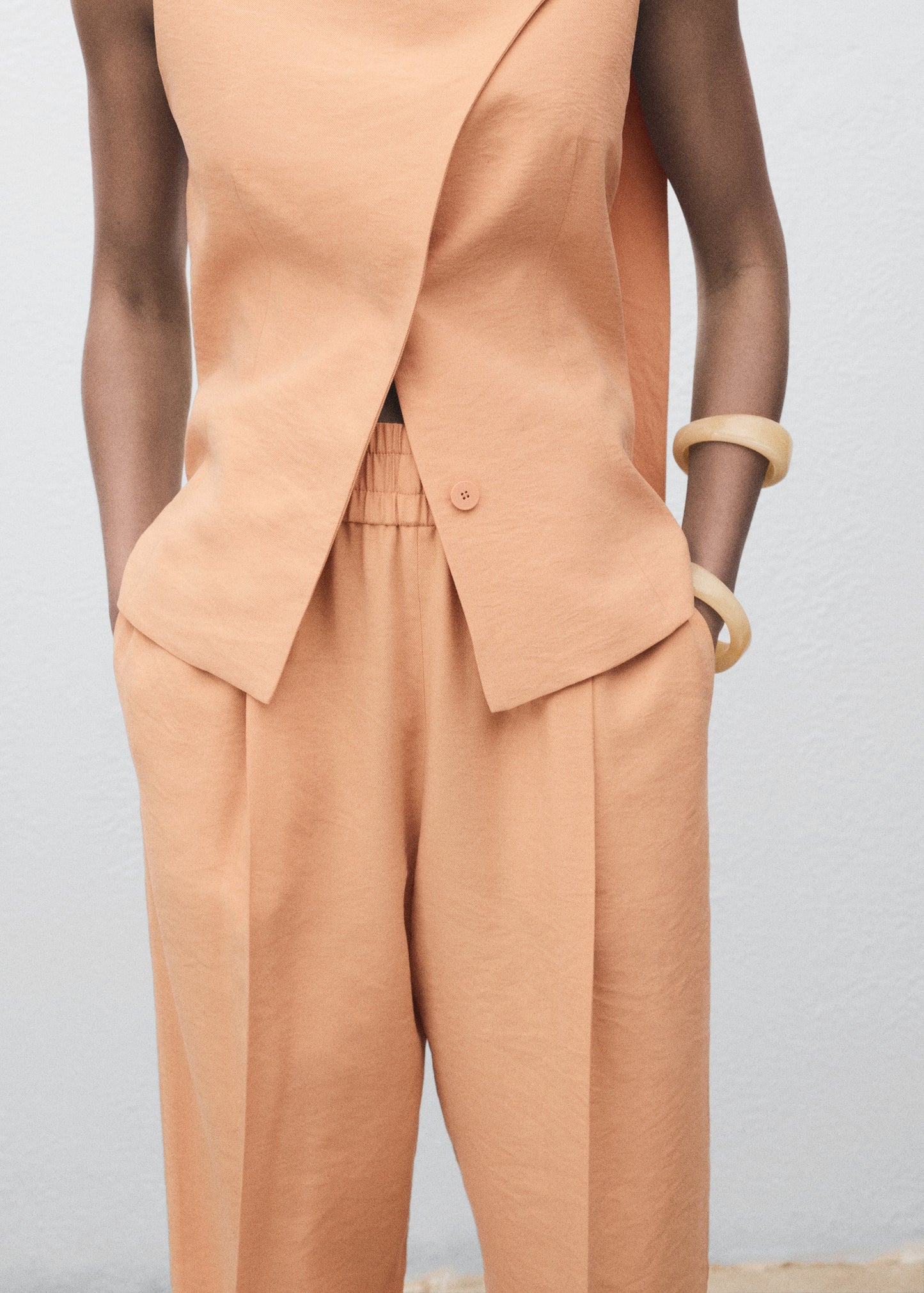 Lyocell trousers with elastic waistband