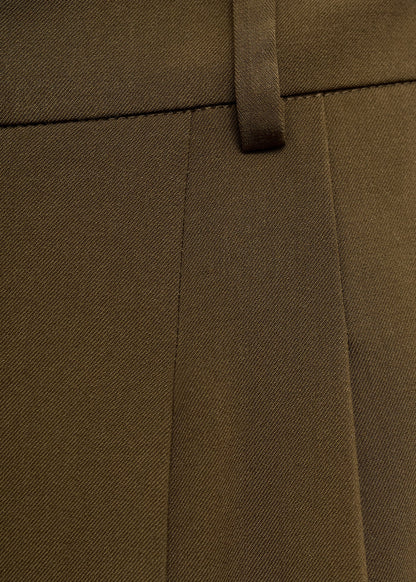 Wide-leg mid-rise pleated trousers