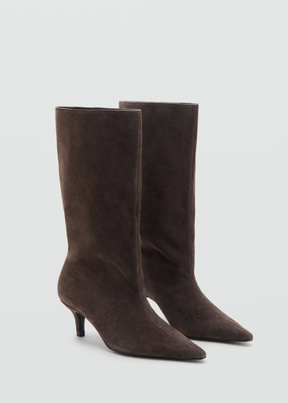 Suede ankle boot with kitten heel
