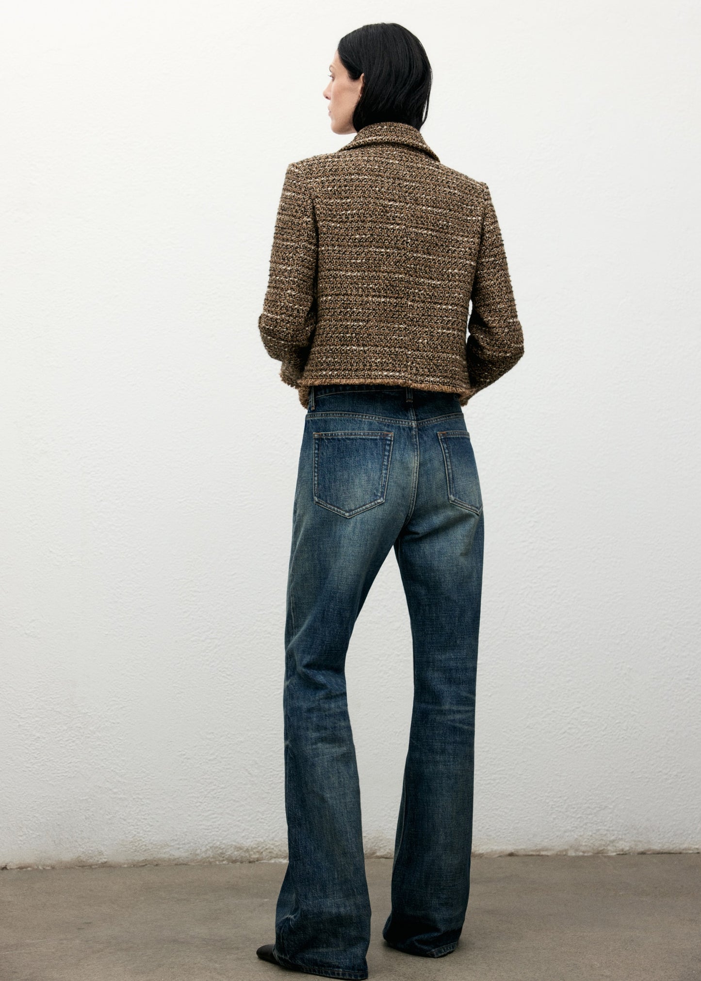 Tweed jacket with fur collar