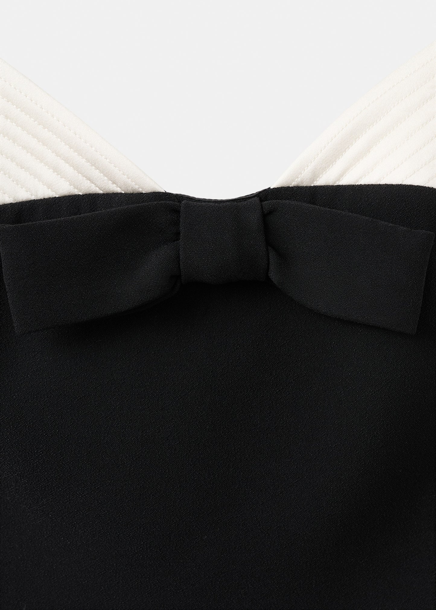 Bow contrasting dress