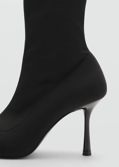 Heel sock boots