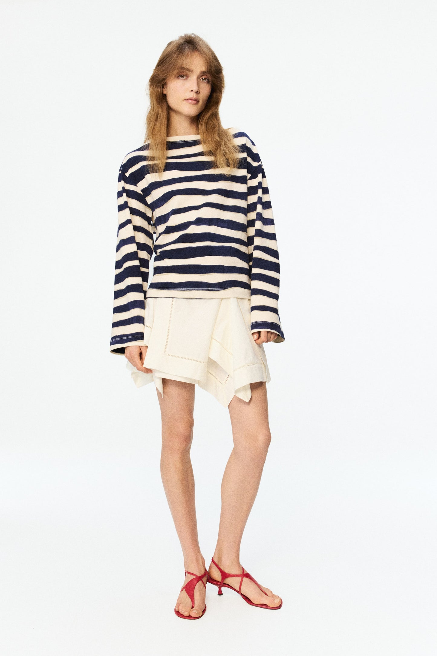 Cut-out cotton top