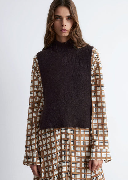 Wool Bib Collar