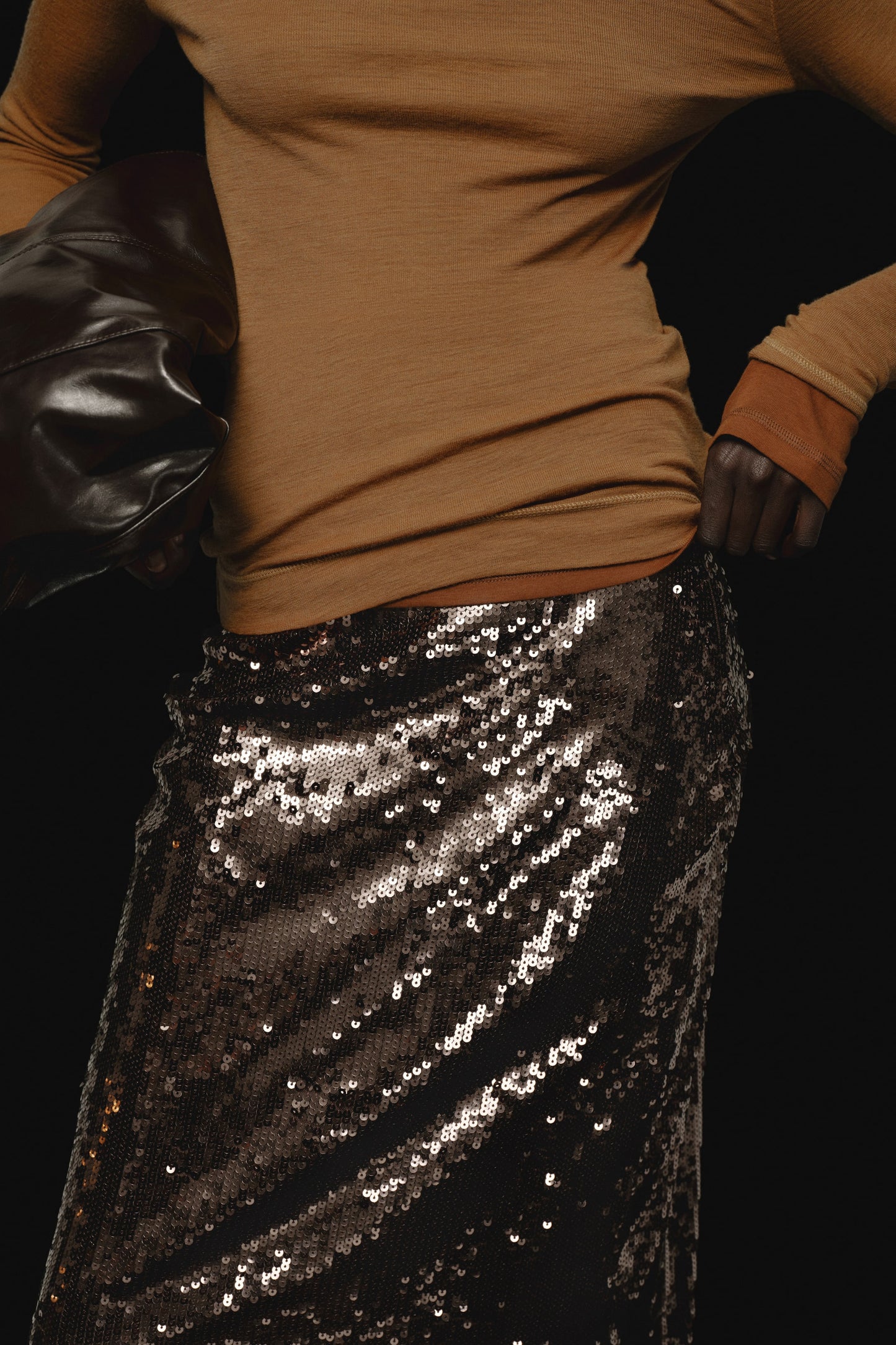 Fringe-trimmed sequined skirt