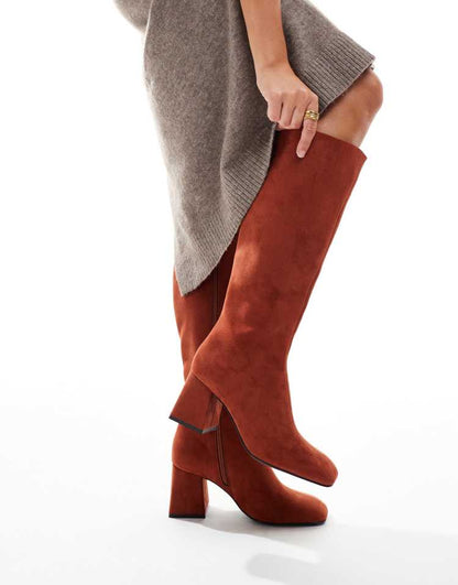 Ciara block heel knee boots in rust