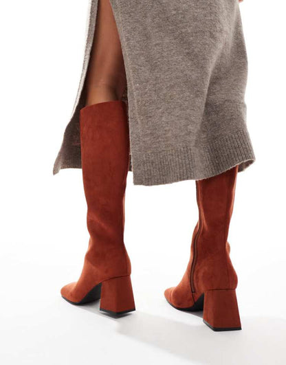 Ciara block heel knee boots in rust