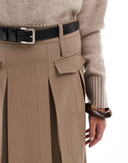 Tailored midaxi skirt in tan