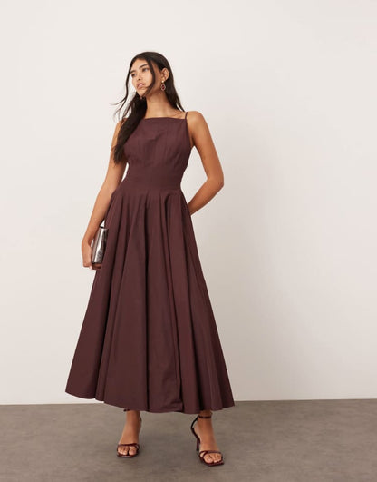 Racer neck open back seam detail full maxi dress in burgundy