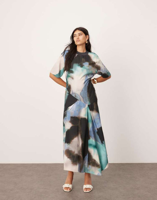 Rib detail satin maxi dress in abstract print