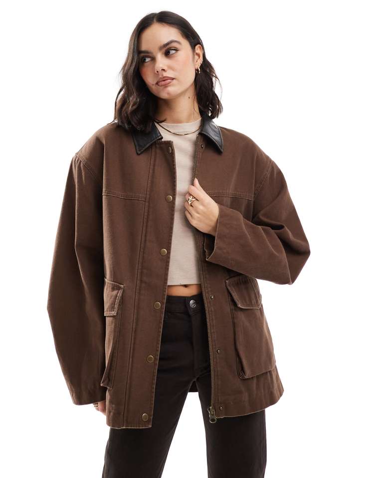 Oversized washed jacket with leather look collar in mushroom