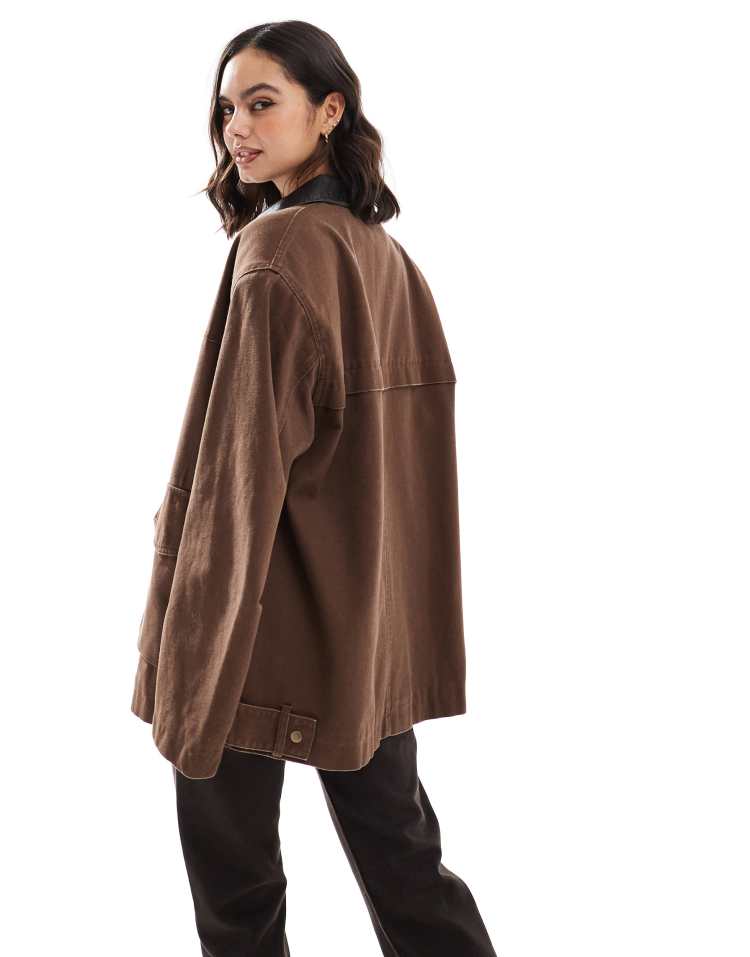 Oversized washed jacket with leather look collar in mushroom