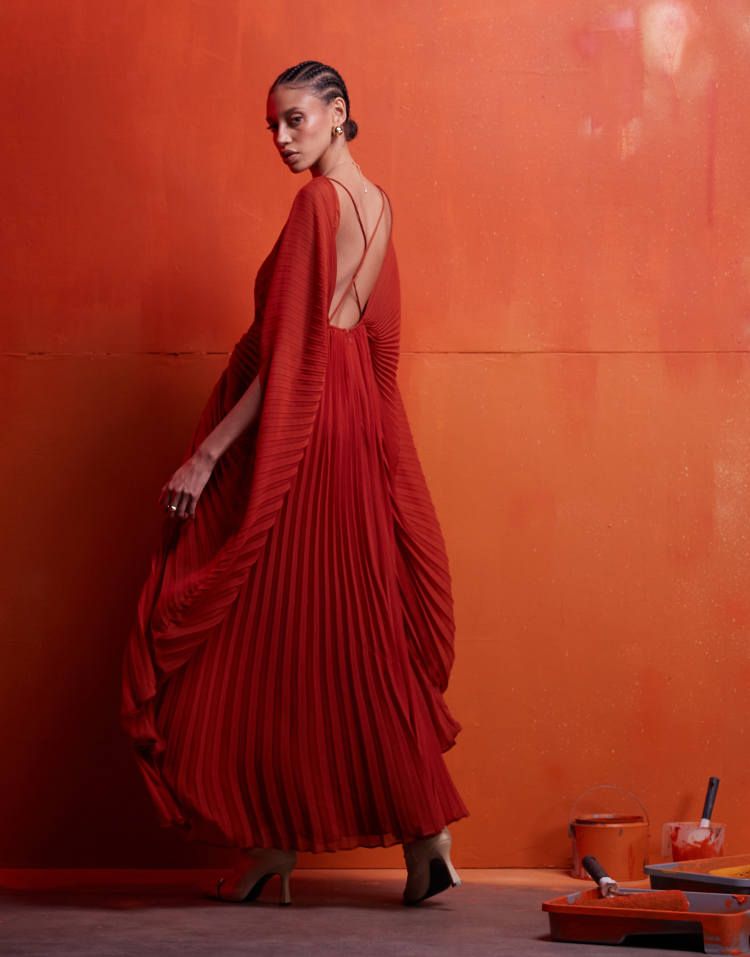 Ultimate blouson sleeve pleated maxi dress with deep V & twist back in rust