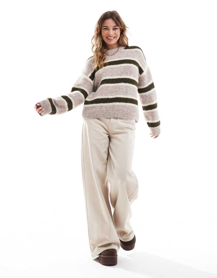 Wool blend fluffy knitted jumper in green stripe