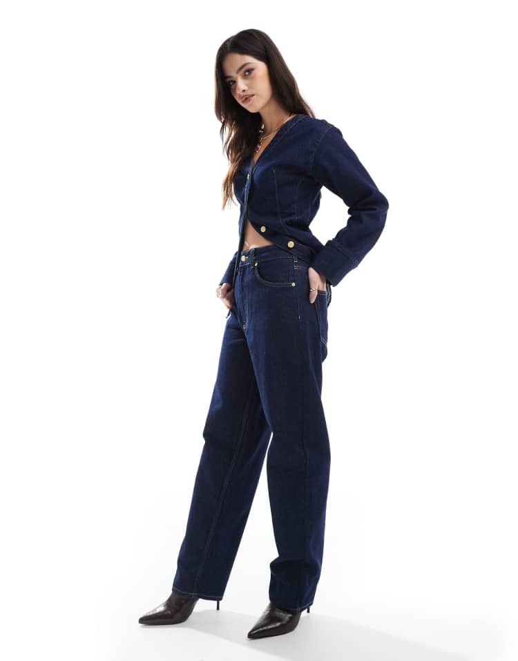 Barrel leg jeans in rinse co-ord