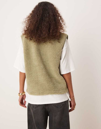 Borg gilet with binding in sage green